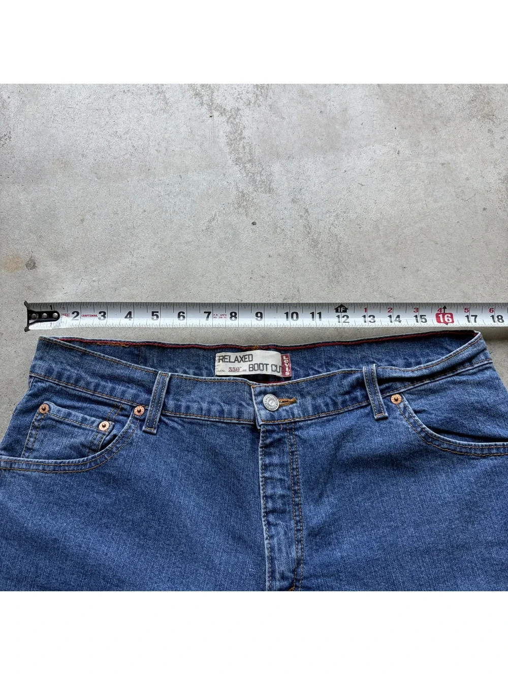 Levi's Relaxed Boot Cut Denim Shorts Size 16L